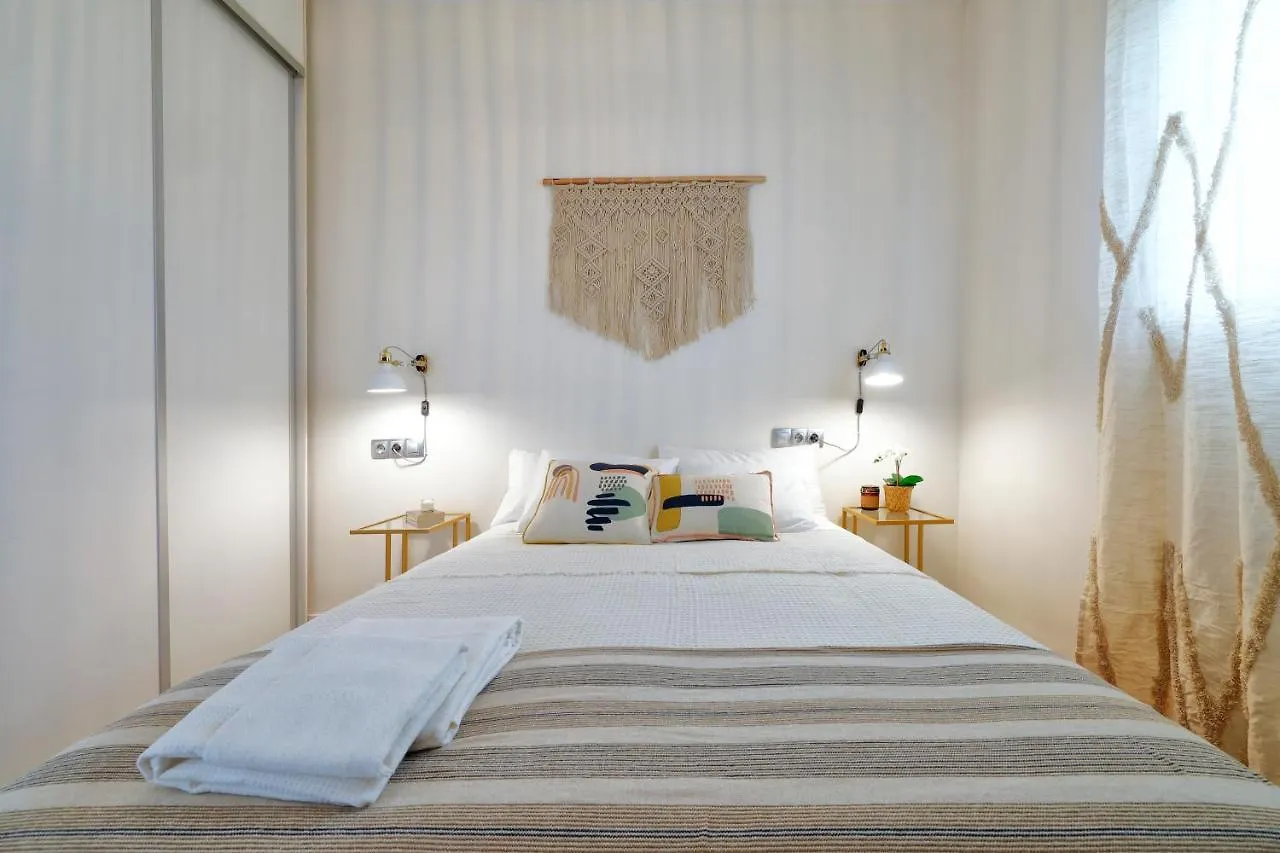 Apartmán Apartamento Cerca De La Mezquita De Cordoba & Free Private Parking